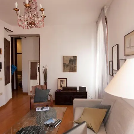 Regina Oriente By Ca Cortigiane Apartman *